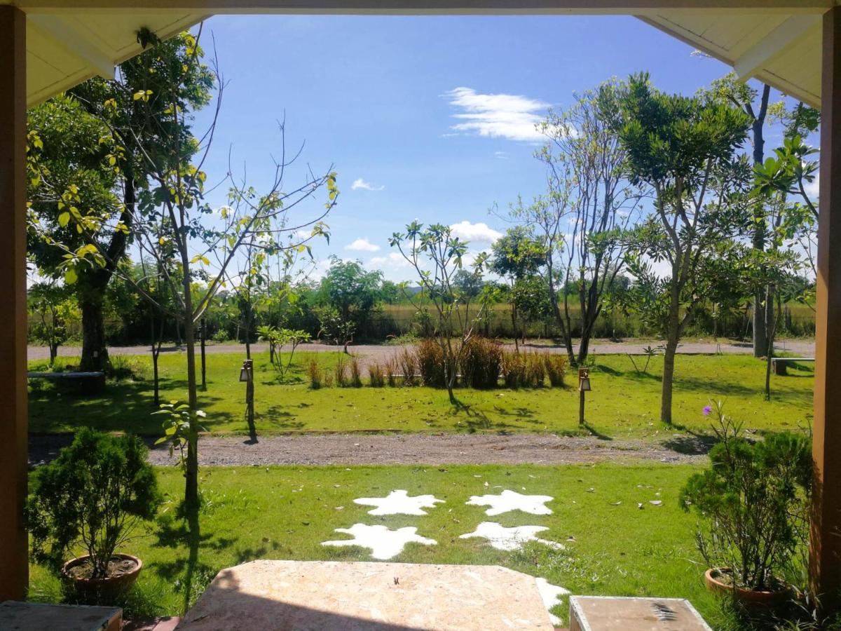 Terrua Main Ten Villa Garden Suan Phueng Exteriör bild
