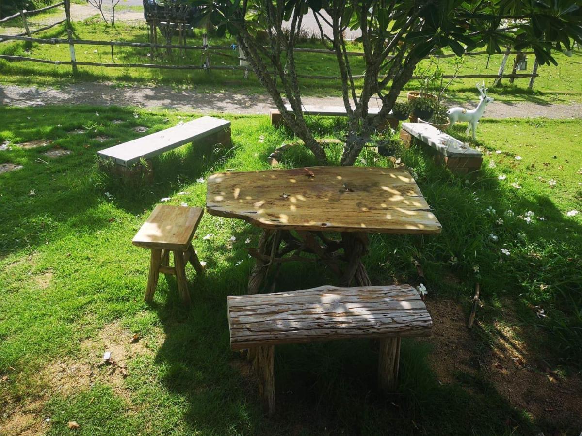 Terrua Main Ten Villa Garden Suan Phueng Exteriör bild